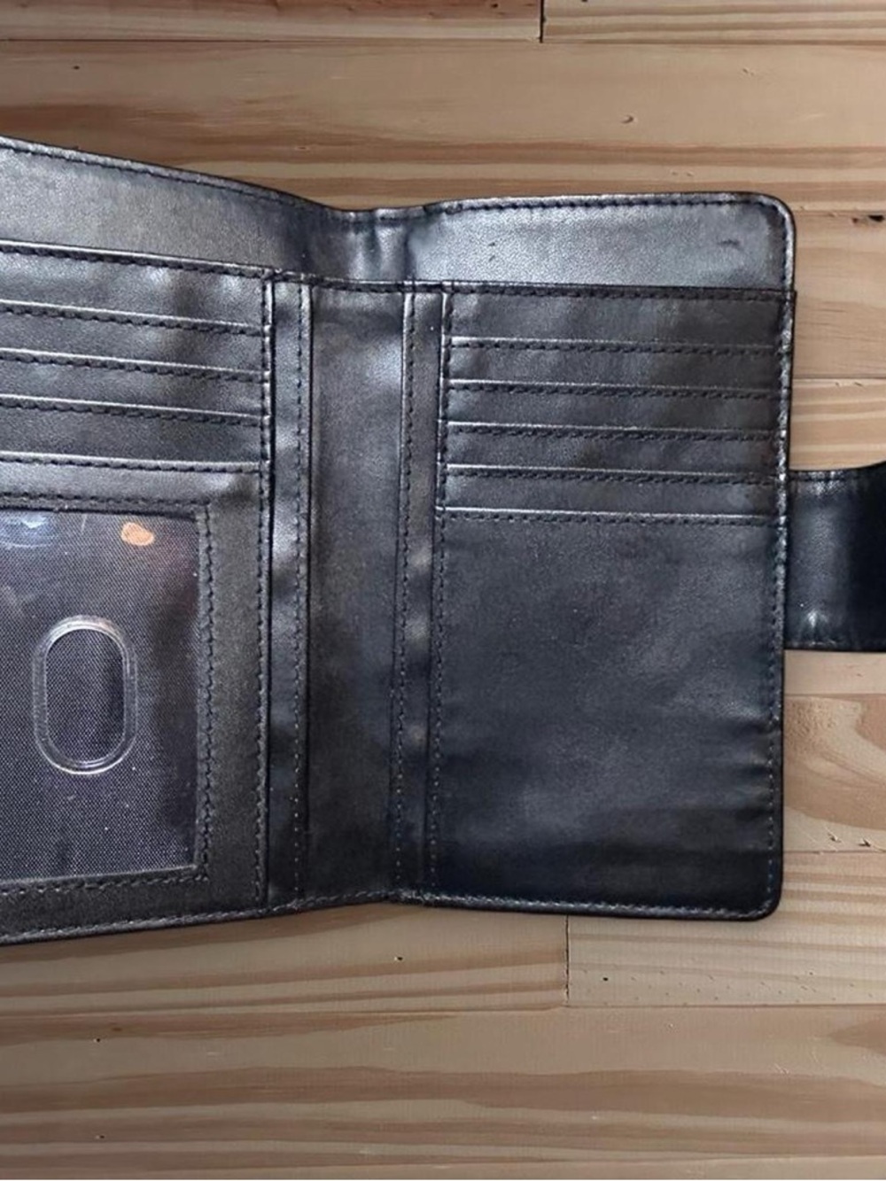 Kenneth Cole Reaction Women Wallet Red 6"x4"  Zipper - Picture 3 of 7